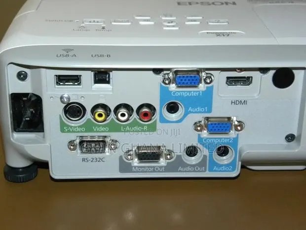 Epson Powerlite X17 HDMI 2700 Lumens/10,000:1 Contrast XGA Projector. · Photo 3