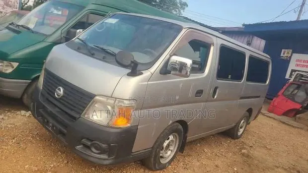 Nissan Caravan (Urvan) 2010 White