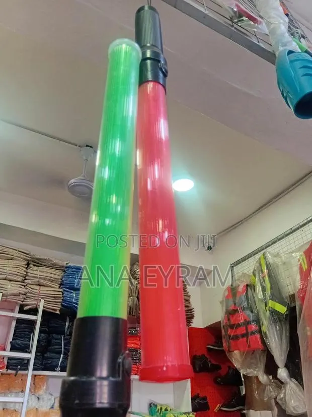 Traffic Control Baton Light · Photo 1