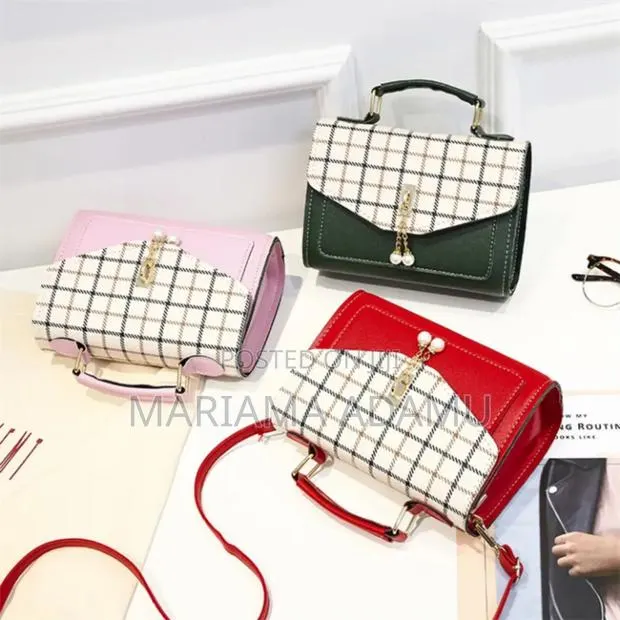 Ladies Bags · Photo 1