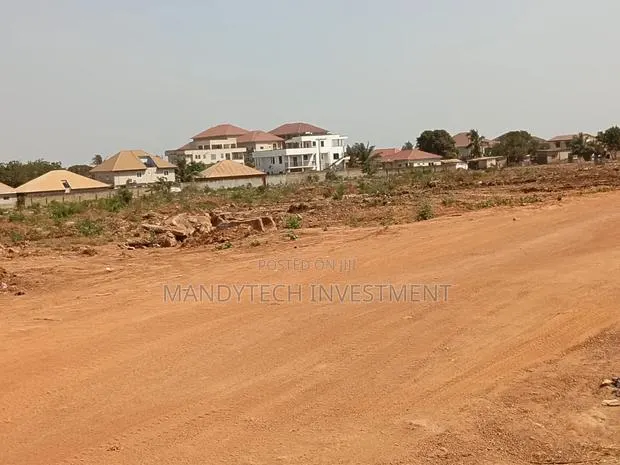 30 Plots of Titled Land - Amrahia