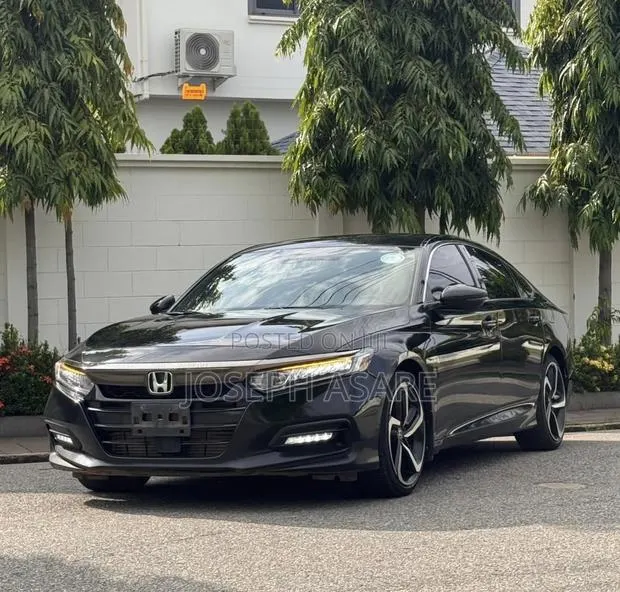 Honda Accord Sport 2018 Black · Photo 1