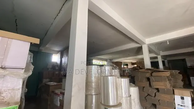 400 Square Meter Warehouse for Rent at Achimota Mile 7 · Photo 1