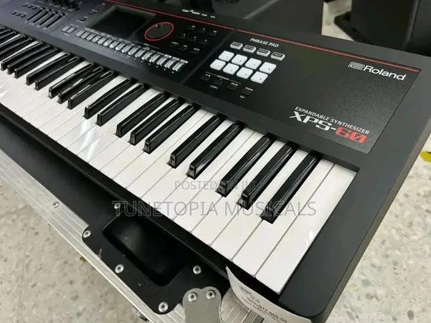 Roland Xps-60 61keys Expandable Keyboard Synthesizer · Photo 1