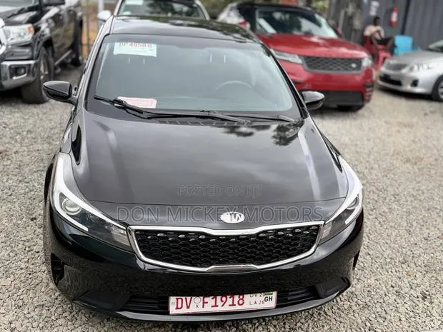 Kia Forte EX Sedan 2017 Black · Photo 1