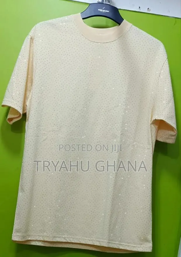 Heavy Original Round Neck Tees Just Landd At Tryahu-shop Now · Photo 1