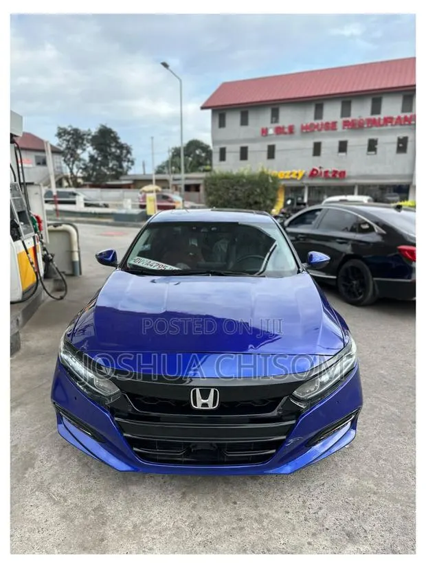 Honda Accord Touring 2.0T 2020 Blue · Photo 1