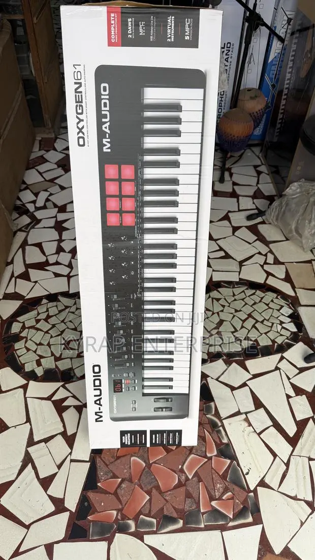 M Audio Oxgyen 61 · Photo 1