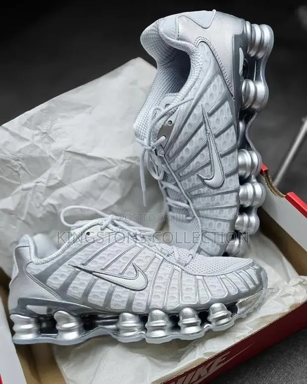 The Nike Shox TL 'Pure Platinum Chrome' · Photo 1