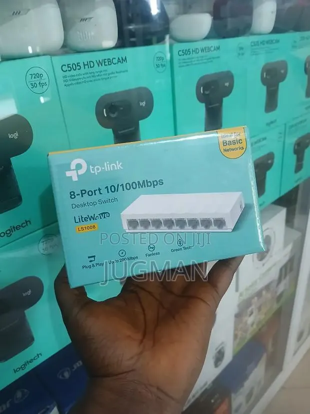 TP-Link 8-Port 10/100Mbps · Photo 1