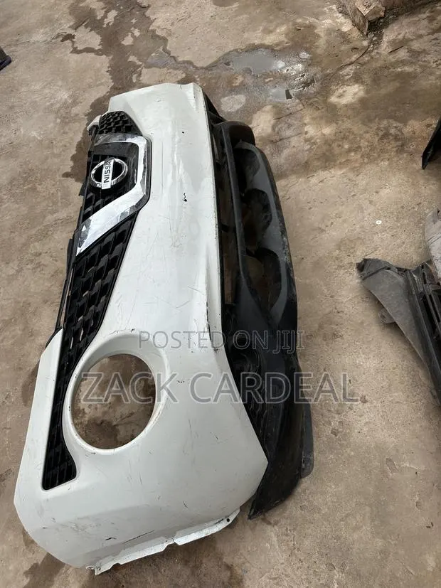 Nissan Juke 2012-2015 Front Bumper Complete Available · Photo 1