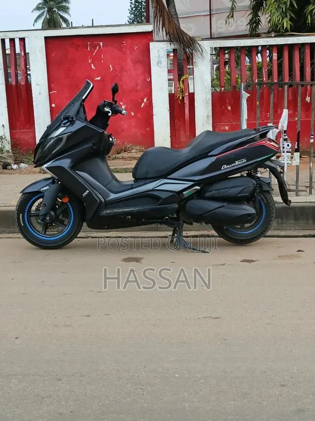 Kymco 2018 Black · Photo 1