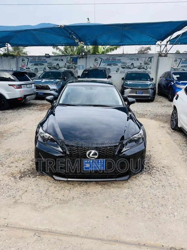 Lexus IS 250 2016 Black · Photo 1