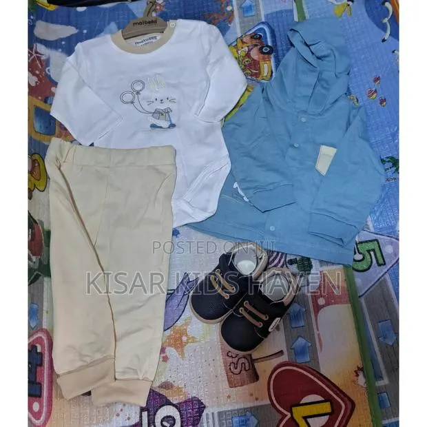 3 Pieces, Baby Boy Clothes 3 to 6 Months With Sneakers · Photo 1