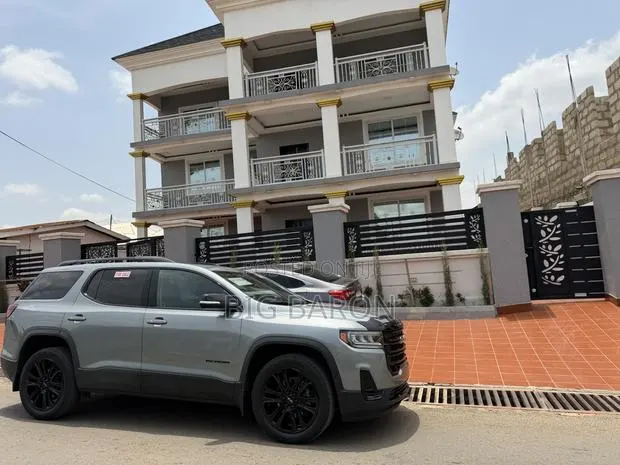 GMC Acadia SLE AWD 2023 Silver · Photo 1