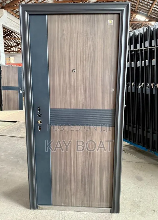 A Single Clean Door · Photo 1