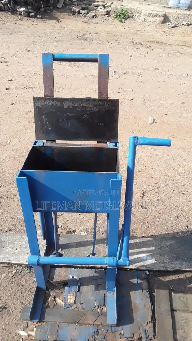 Single Manual Block Machine · Photo 1