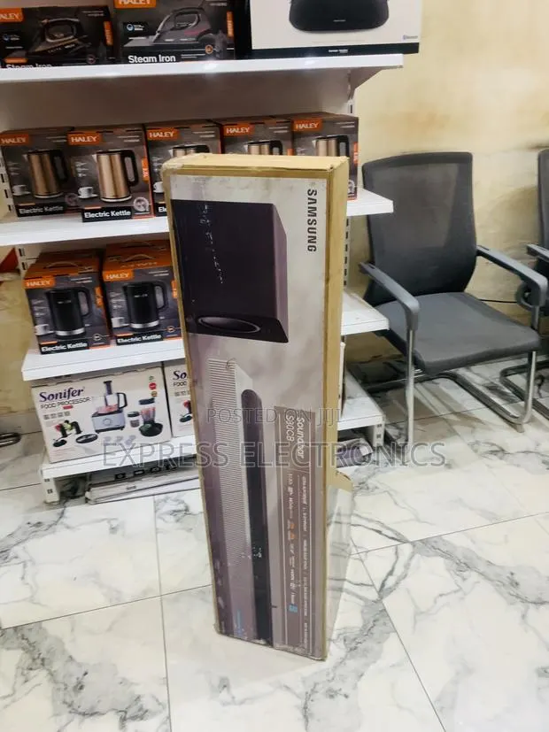 Ultra Modern Sleek Samsung Sound System With Woofer S80cb · Photo 1
