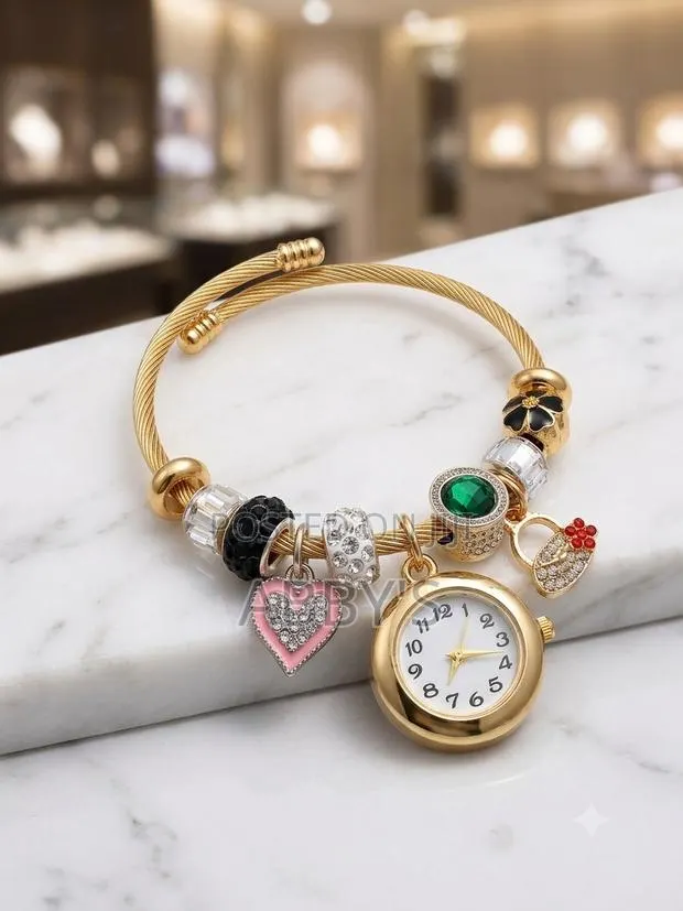 Aura Charm Bangle Watch · Photo 1