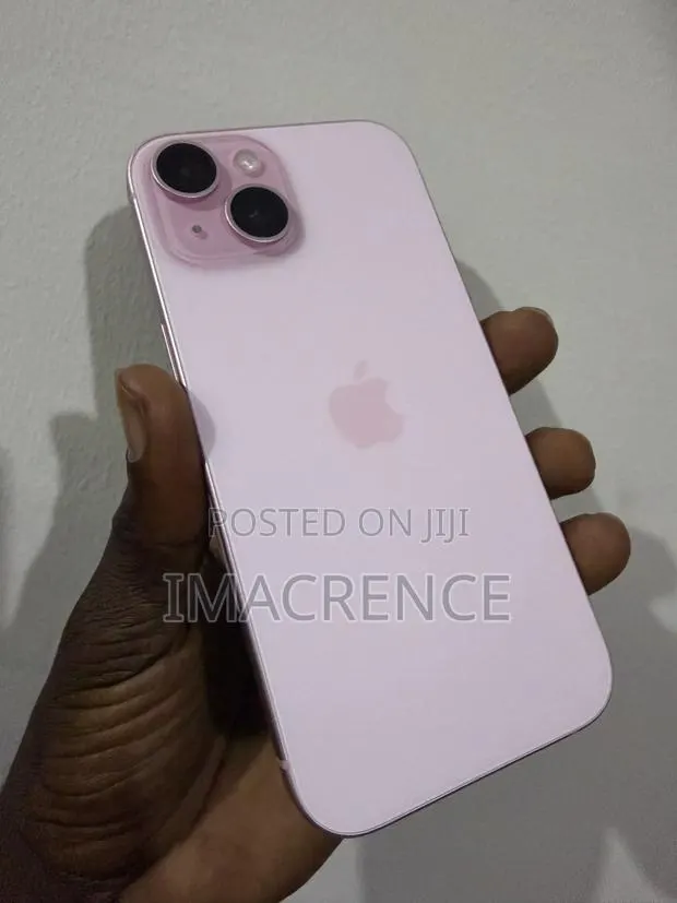 Apple iPhone 15 128 GB · Photo 1