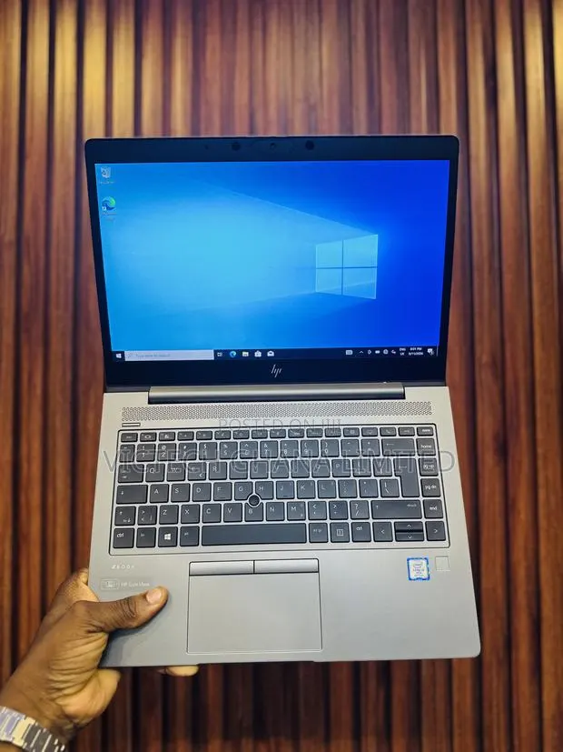 Laptop HP ZBook 14u G5 8GB Intel Core i5 SSD 256GB · Photo 1
