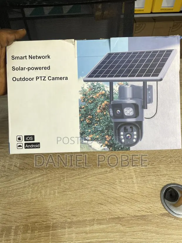 Solar-Powered Outdoor PTZ Camera – Smart Network Security Camera · Photo 1