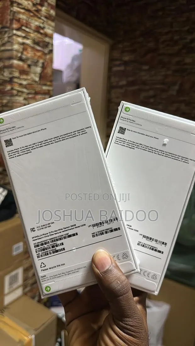 Apple iPhone 16 Pro Max 256 GB · Photo 1