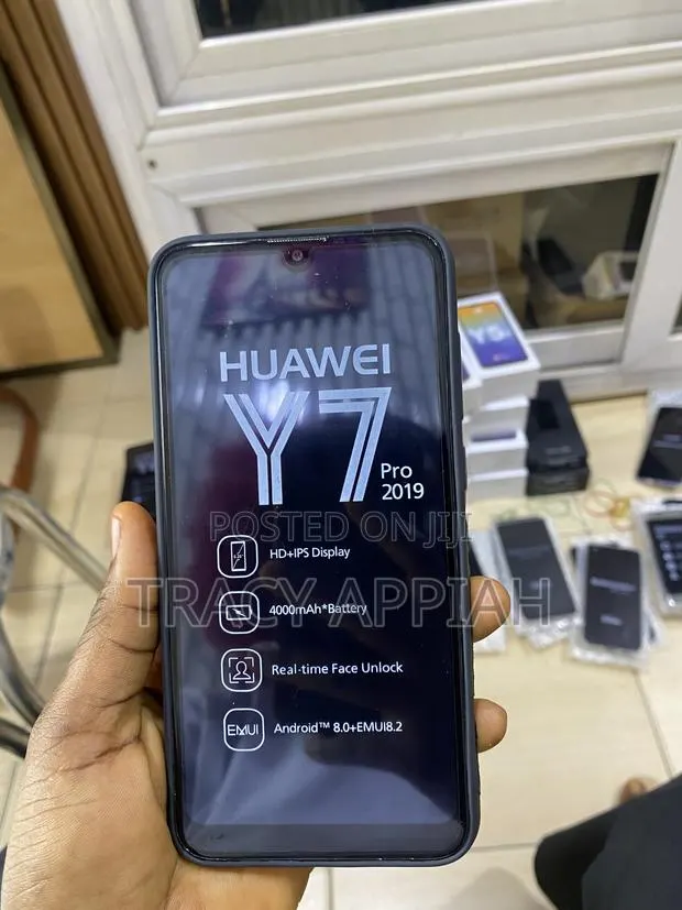 Huawei Y7 Pro 2019 32 GB Blue · Photo 1