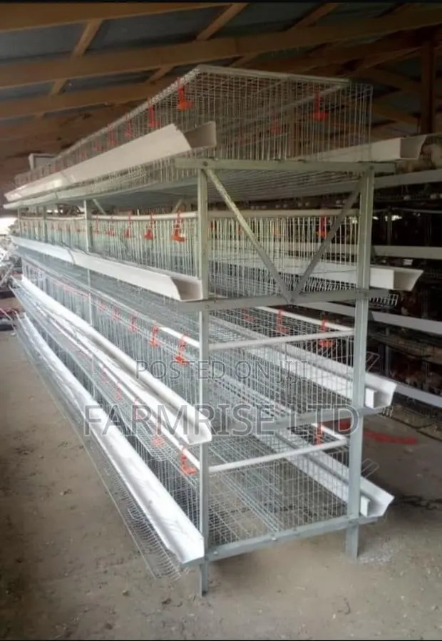 H-Type Battery Cage System · Photo 1