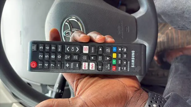 Remote Control for Samsung Tv Both Smart Normal Led TVS · Photo 1