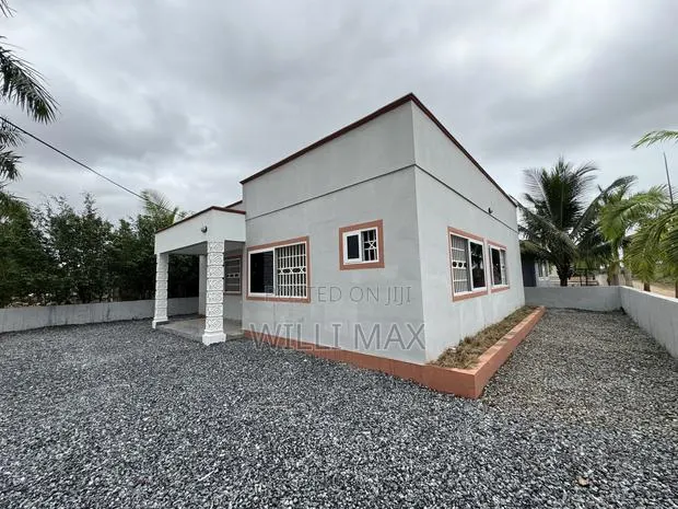 3bdrm Bungalow in Kuntunse, Amasaman for sale · Photo 1