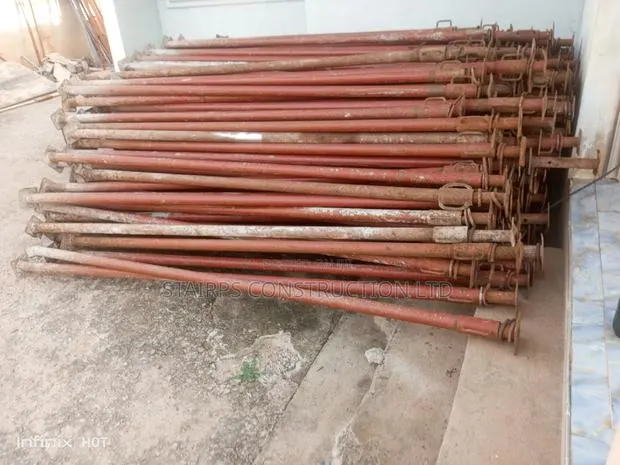 5m Acrow Jacks / Props for Sale · Photo 1