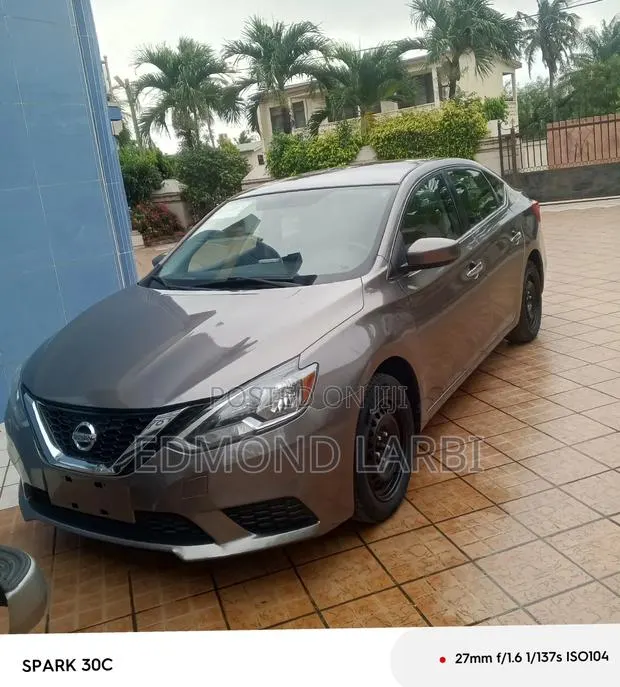 Nissan Sentra 2016 Gray · Photo 1