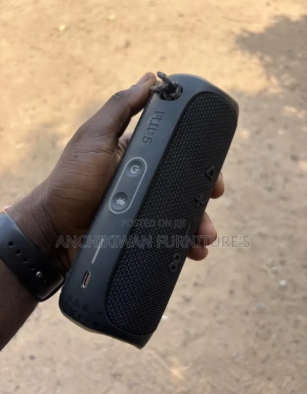 JBL Flip 5 Waterproof Bluetooth Speaker · Photo 1