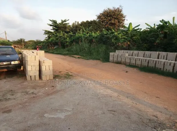 Plot of Land for Sale at Dechemuoso · Photo 1