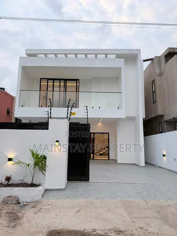 4bdrm House in Mainstay Estates, East Legon for sale · Photo 1