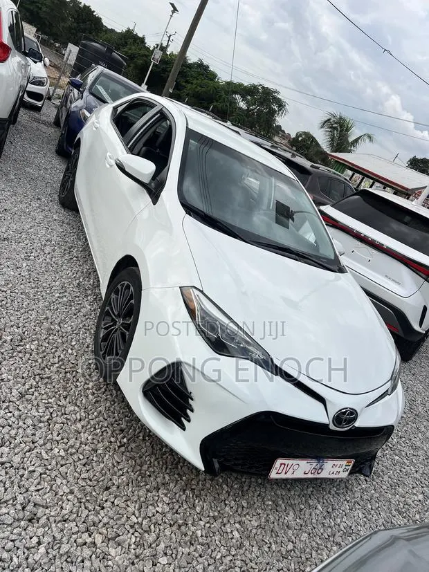Toyota Corolla S Plus 4dr Sedan (1.8L 4cyl CVT) 2016 White