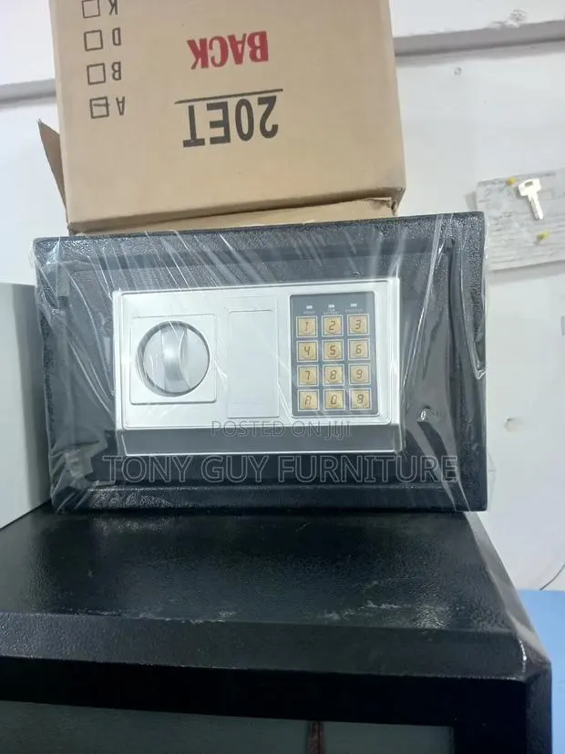 Money Safe Box · Photo 1