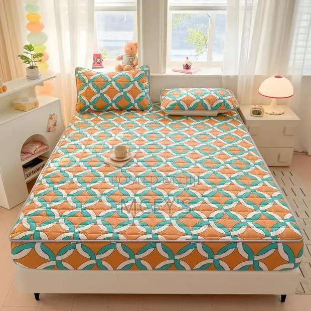 Double Size Mattress Cover · Photo 1