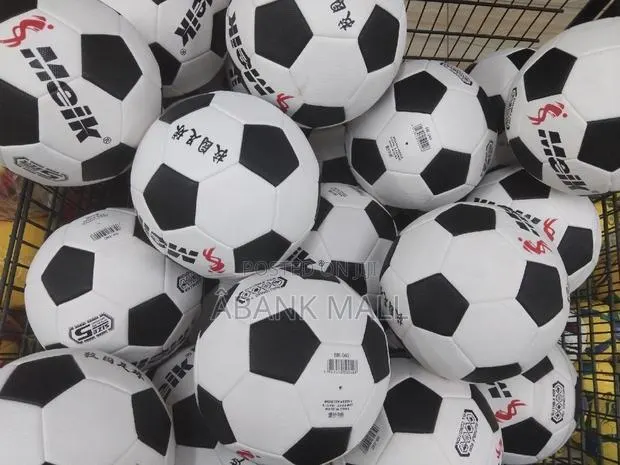 Size 5 Weight 5 Official Football · Photo 1
