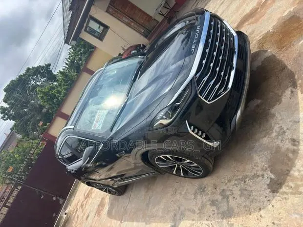 Jetour X70 Plus 2023 Black · Photo 1