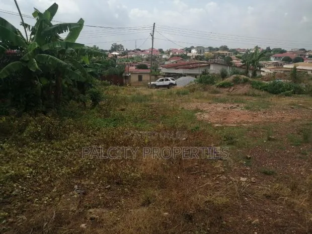 Full Plot of Land for Sale at Atasemanso · Photo 1