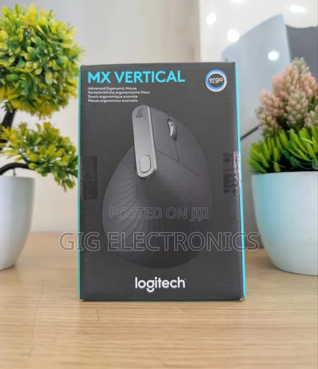 Logitech MX Vertical Advanced Ergonomic Mouse · Photo 1