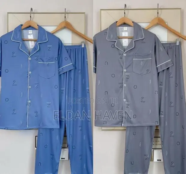 Short Sleeves Pajamas Set · Photo 1
