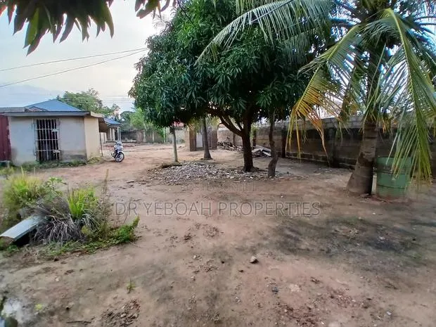 Spintex Road Manet:- Quarter Plot for Sale · Photo 1