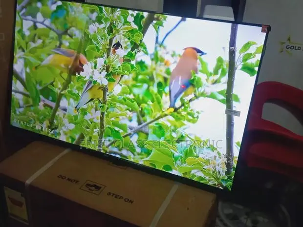 TCL 43-Inch Qled Smart Tv, Tv That Makes Your Setup Look Premium · Photo 1