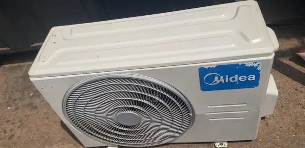 Air-Conditioning 12000btu Outdoor Unit · Photo 1