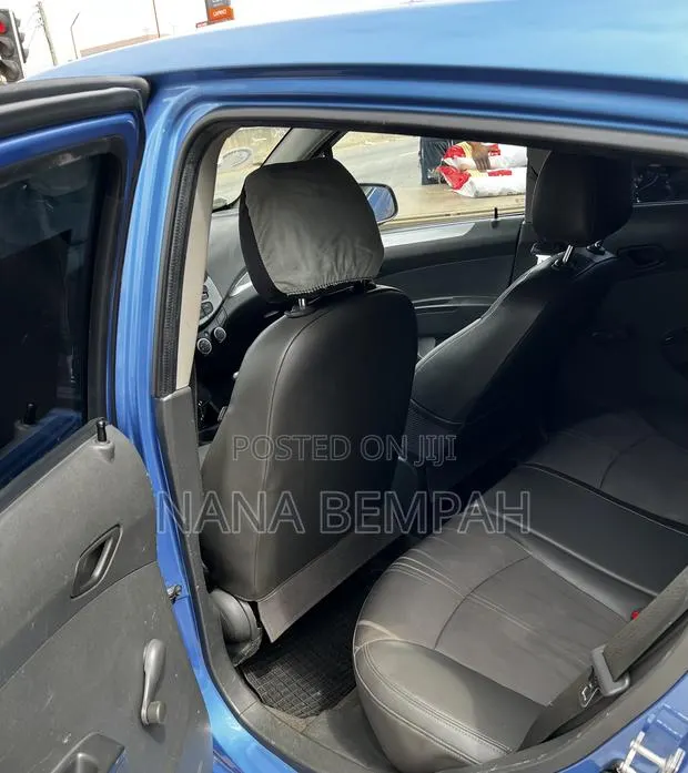 Chevrolet Spark 1LT 4dr Hatchback (1.2L 4cyl 5M) 2014 Blue · Photo 5