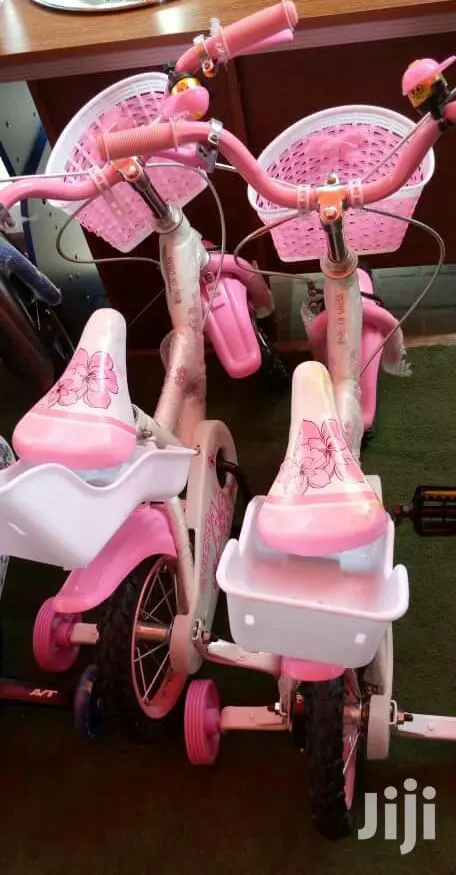 Bicyclesss · Photo 1
