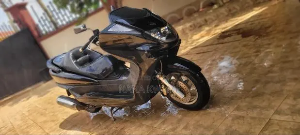 Yamaha Majesty 2017 Black · Photo 1